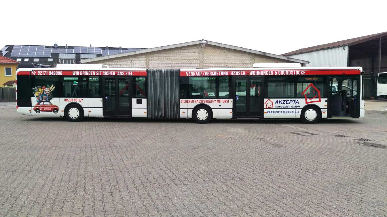 akzepta-bus-aussenwerbung