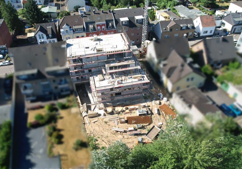 Rohbau steht -  08.2026