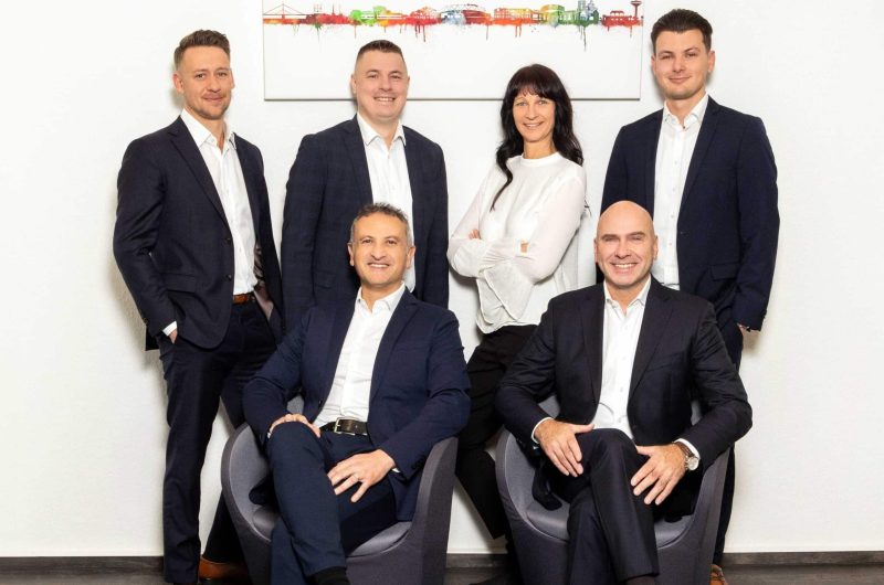 160 AKZEPTA_Team ausgeschnitten