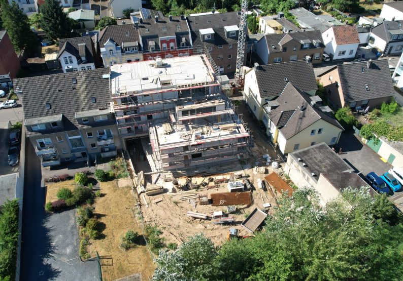 Rohbau steht - 08.2026
